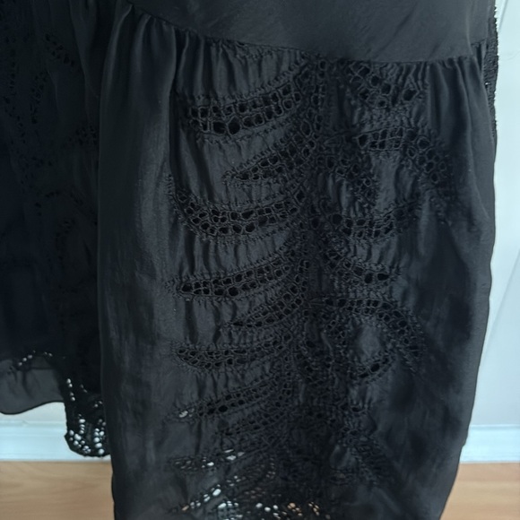 Black silk lace ruffled under slip - Picture 2 of 6